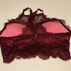 A pink bra